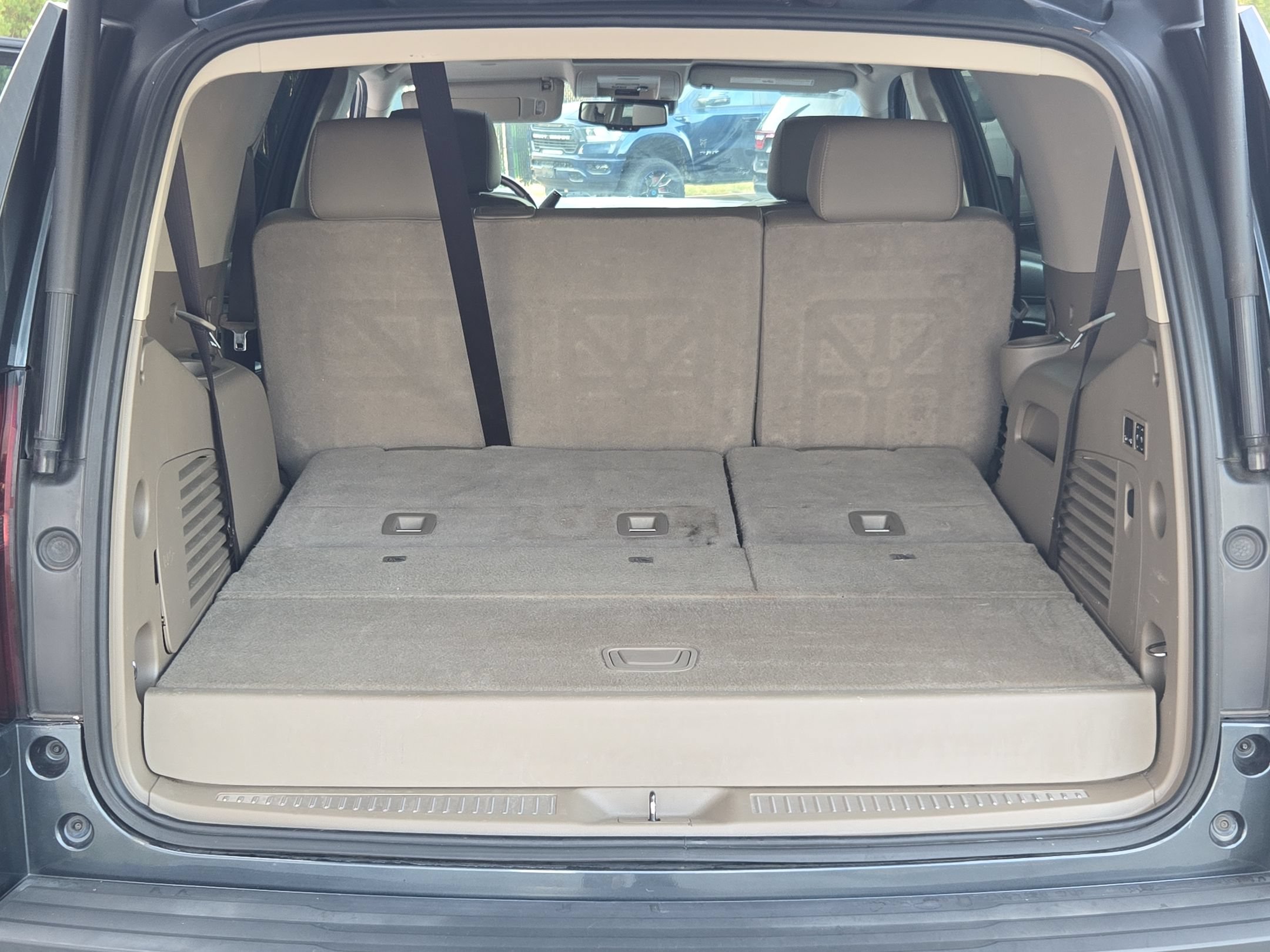 Used 2020 Chevrolet Tahoe LT AWD/4WD image 18