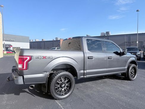 Used 2017 Ford F150 XLT AWD/4WD image 5