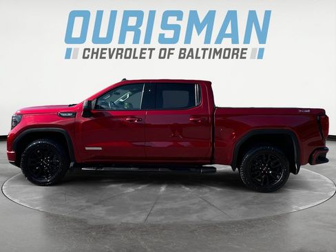 Used 2024 GMC Sierra 1500 Elevation w/ Preferred Package AWD/4WD image 3