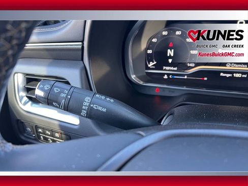 Used 2023 GMC Yukon XL AT4 image 20