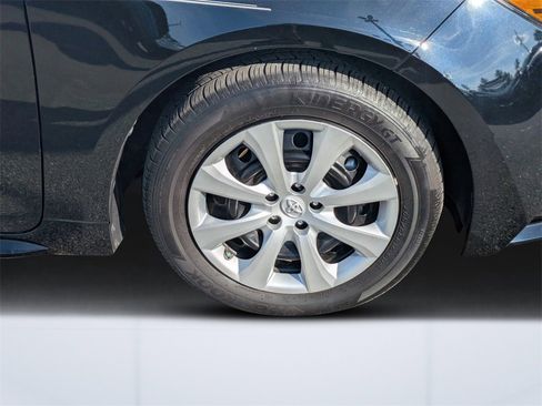 Used 2024 Toyota Corolla LE image 10