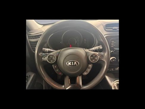 Used 2019 Kia Soul FWD image 14