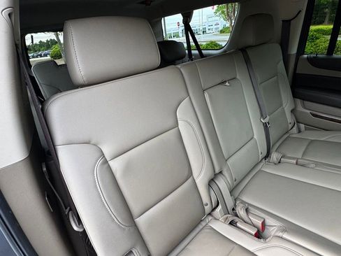 Used 2020 Chevrolet Suburban LT AWD/4WD image 21