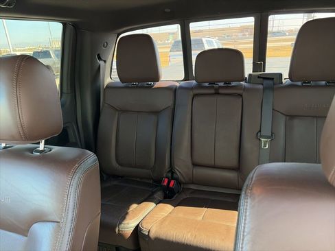 Used 2012 Ford F150 Platinum image 12
