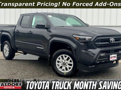 New 2025 Toyota Tacoma SR5