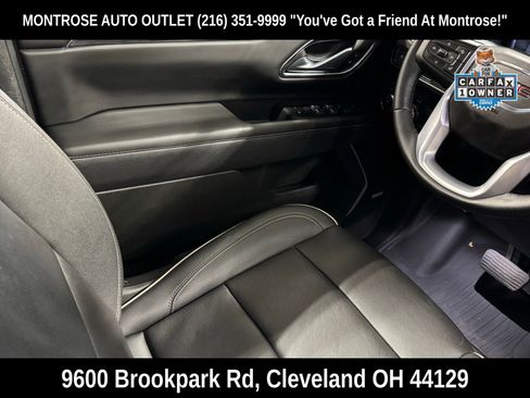 Used 2023 GMC Yukon XL SLT w/ SLT Premium Package image 39