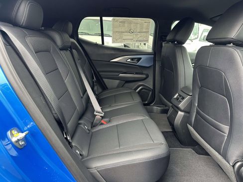 New 2026 Chevrolet Equinox EV LT image 23