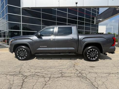 Used 2026 Toyota Tundra Limited AWD/4WD image 6