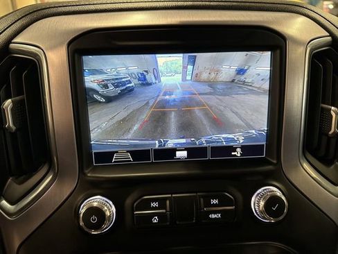 Used 2020 GMC Sierra 1500 SLT w/ SLT Premium Package AWD/4WD image 16