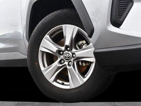 Used 2025 Toyota RAV4 XLE image 3