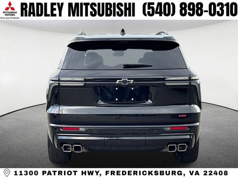 Used 2024 Chevrolet Traverse RS AWD/4WD image 18