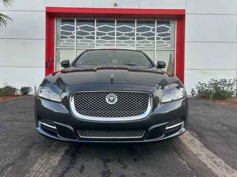 Used 2016 Jaguar XJ L Portfolio image 2