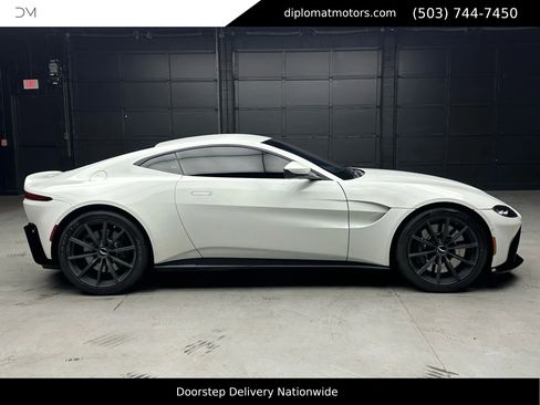 Used 2020 Aston Martin V8 Vantage Coupe image 7