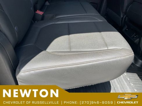 Used 2021 GMC Sierra 3500 4x4 Crew Cab w/ Convenience Package image 26