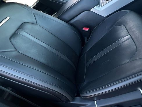 Used 2016 Ford F150 Platinum w/ Equipment Group 701A Luxury image 19