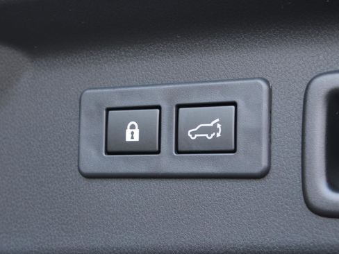 New 2025 Subaru Forester Limited image 17