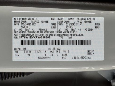 Used 2023 Ford F150 Lightning Platinum image 33