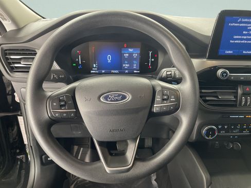 Used 2025 Ford Escape Active AWD/4WD image 16