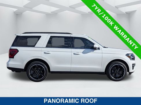 Certified 2024 Ford Expedition Limited image 3