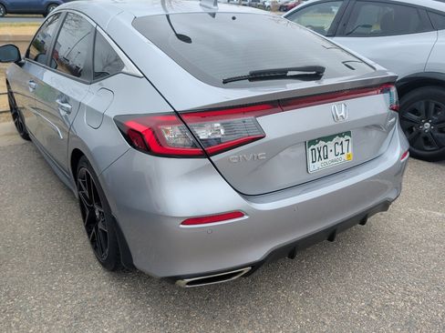 Used 2023 Honda Civic Sport Touring image 4