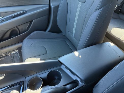 New 2026 Hyundai Elantra SE FWD image 14