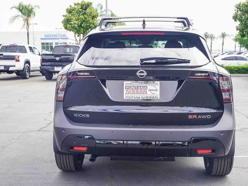 New 2026 Nissan Kicks SR w/ SR Premium Package image 6