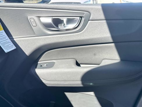 New 2026 Volvo XC60 B5 Plus w/ Climate Package image 21