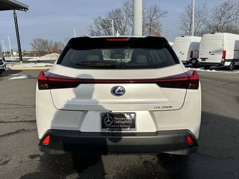 Used 2020 Lexus UX 250h w/ Premium Package image 6