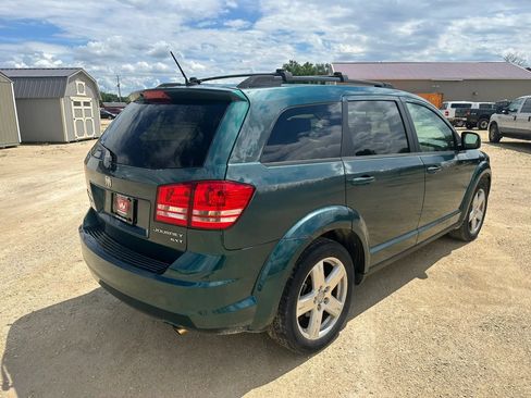 Used 2009 Dodge Journey SXT w/ Entertainment Group #2 FWD image 6