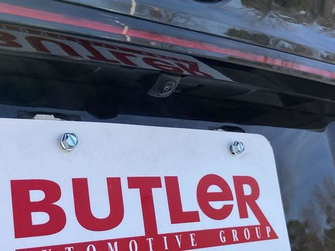 Used 2023 Lexus IS 350 F Sport image 13