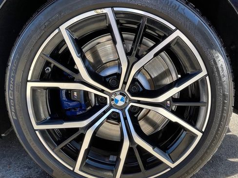 Used 2022 BMW M550i xDrive M550i xDrive image 15