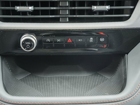 New 2026 Ford Explorer Active image 22