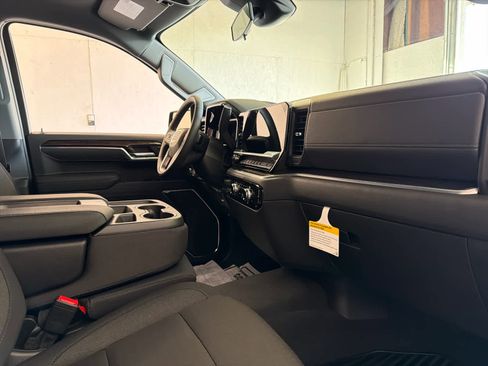 New 2026 GMC Sierra 1500 Elevation image 25