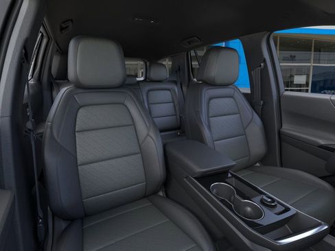 New 2026 Chevrolet Equinox LT w/ Convenience Package II image 16