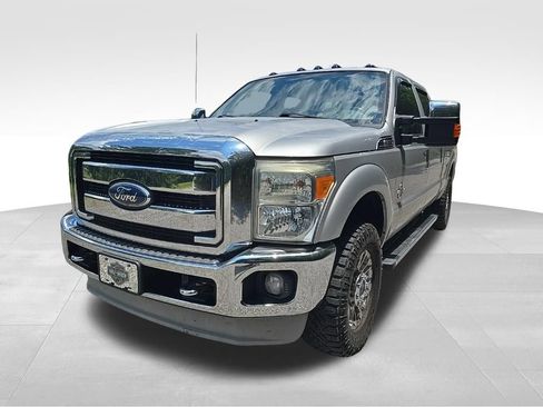 Used 2011 Ford F250 XLT w/ XLT Premium Pkg AWD/4WD image 6