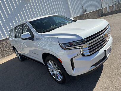 Used 2024 Chevrolet Suburban High Country w/ Premium Package 2