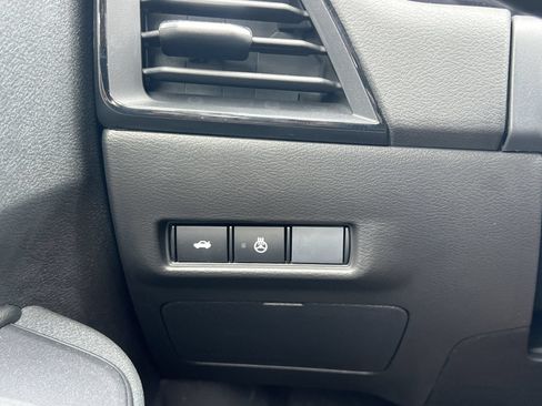New 2026 Nissan Sentra SV w/ SV Convenience Package FWD image 14