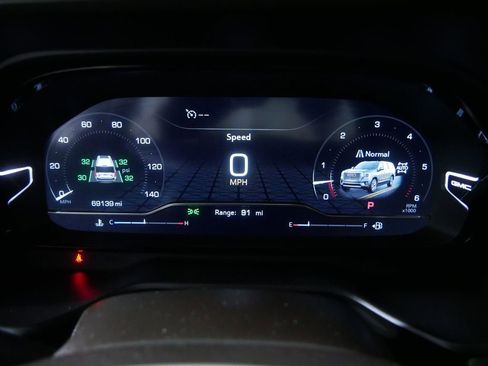 Used 2023 GMC Yukon XL Denali image 33