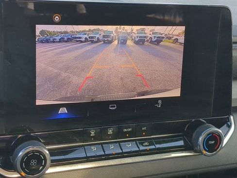 Used 2024 Chevrolet Colorado Trail Boss w/ Advanced Trailering Package image 19