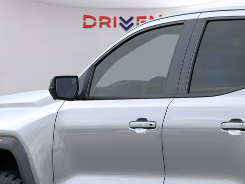 New 2026 GMC Canyon AT4 w/ Technology Plus Package image 12