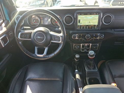 Used 2020 Jeep Wrangler Unlimited Sahara image 21