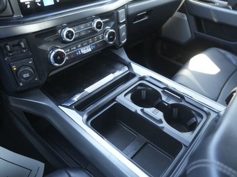 Used 2024 Ford F250 Lariat w/ Lariat Ultimate Package image 28