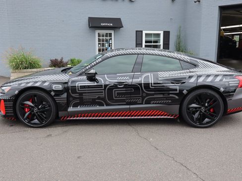 Used 2023 Audi RS e-tron GT AWD/4WD image 9