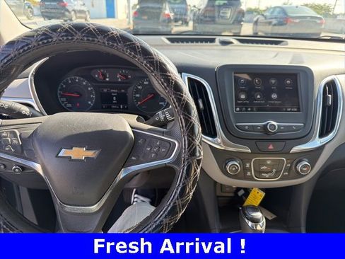 Used 2019 Chevrolet Equinox LS w/ LS Convenience Package image 9