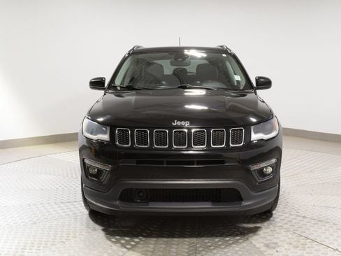 Used 2020 Jeep Compass Latitude FWD image 2