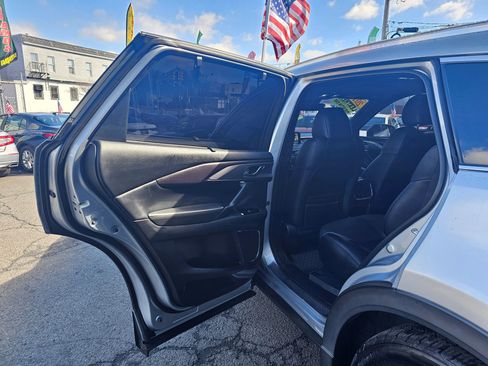 Used 2019 MAZDA CX-9 Grand Touring image 9