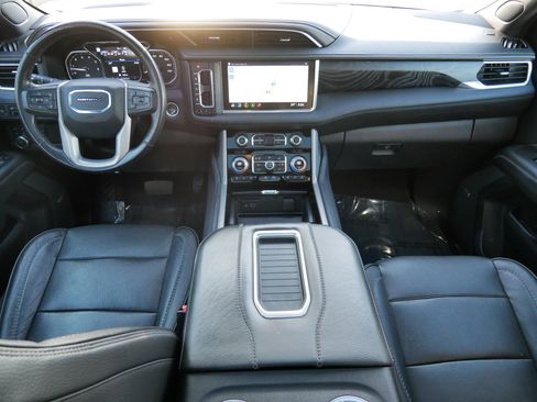 Used 2021 GMC Yukon Denali AWD/4WD image 13