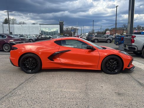 Used 2025 Chevrolet Corvette Stingray Preferred Cpe w/ Z51 Performance Package image 9