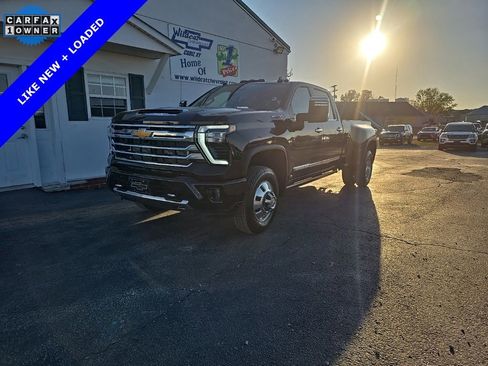 Used 2025 Chevrolet Silverado 3500 High Country w/ High Country Premium Package image 1