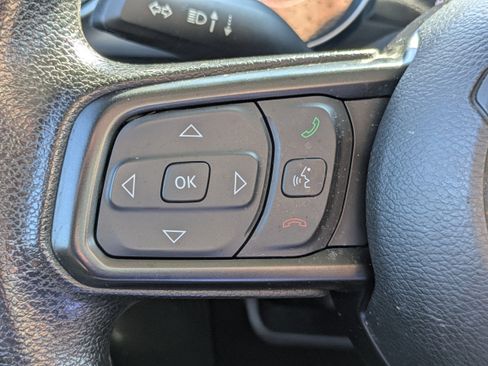 Used 2023 Jeep Gladiator Sport w/ Trailer Tow Package image 21